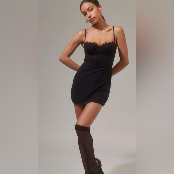 Women’s Urban Outfitters Bustier Black Dress Size L NWT - Picture 1 of 9